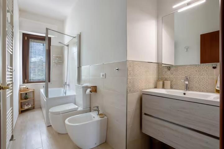 Suite Paradiso Apartment in Province of Massa and Carrara