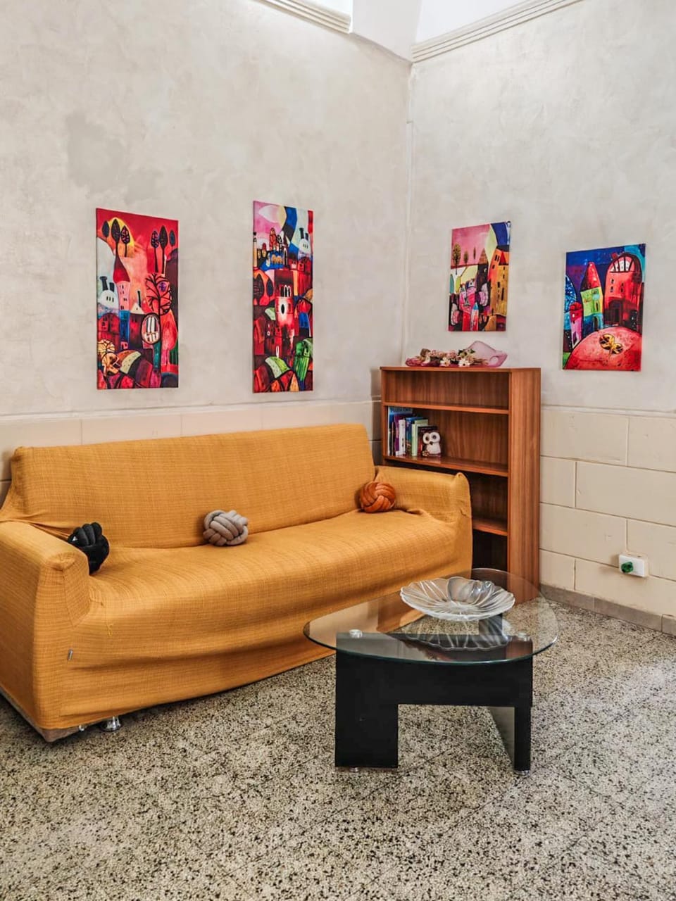 Photo of the whole room