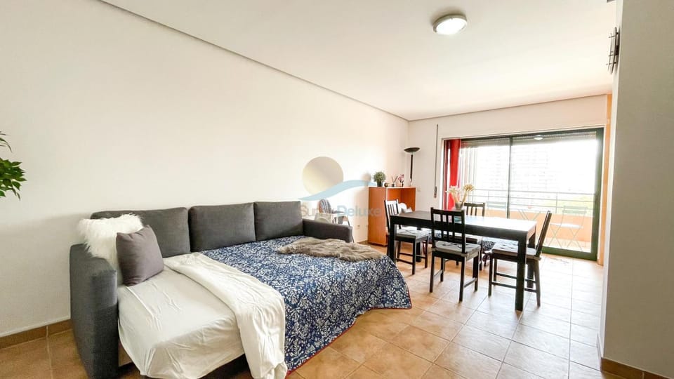 Bed, Living room, Photo of the whole room, Seating area, Bedroom
