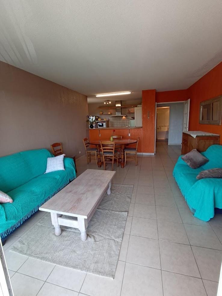 Superbe T3 coeur nature, piscine, tennis Apartment in Mougins