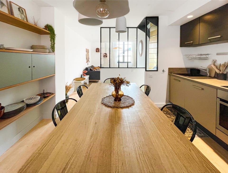 Living room, Dining area, kitchen