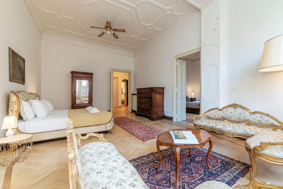 Photo of the whole room, Bedroom