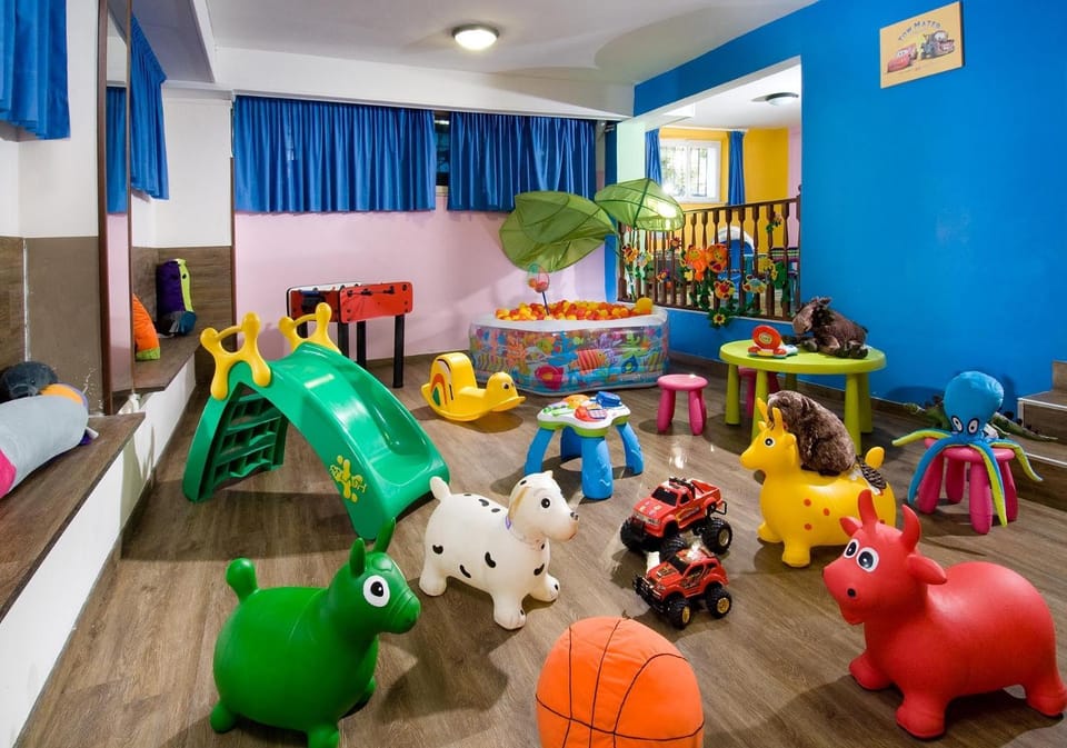 Kids's club