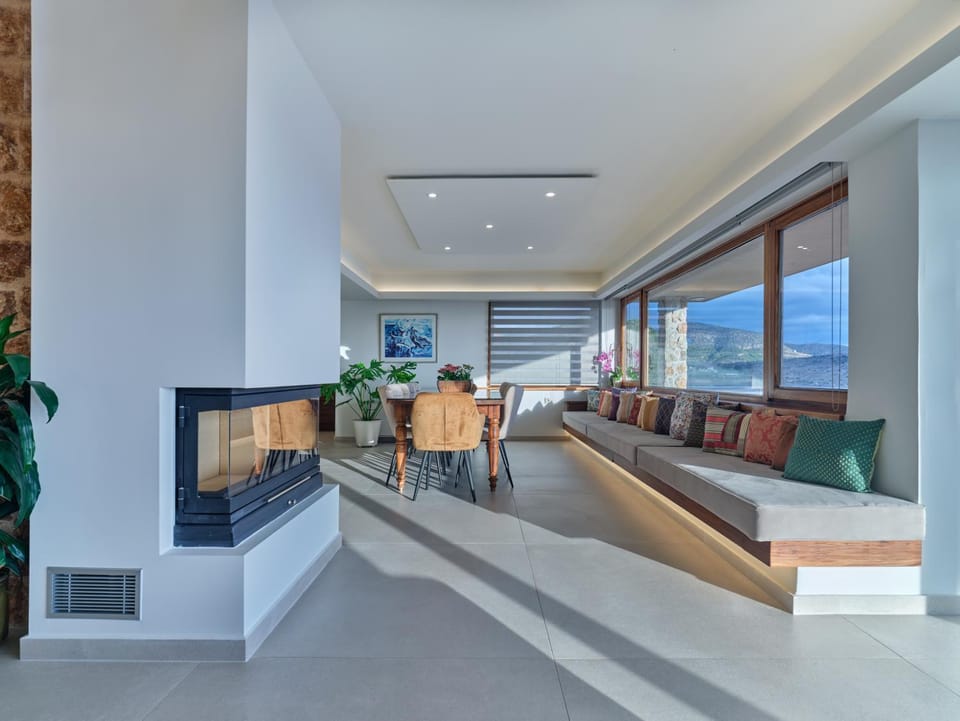 Forecastle Villa in East Attica Regional Unit, Greece