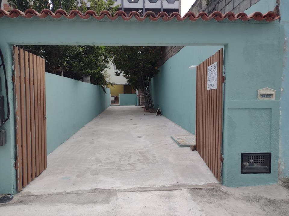 Facade/entrance, Parking