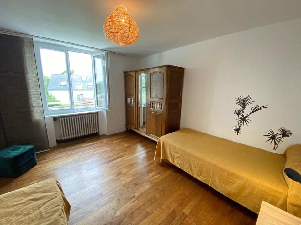 Bed, Bedroom
