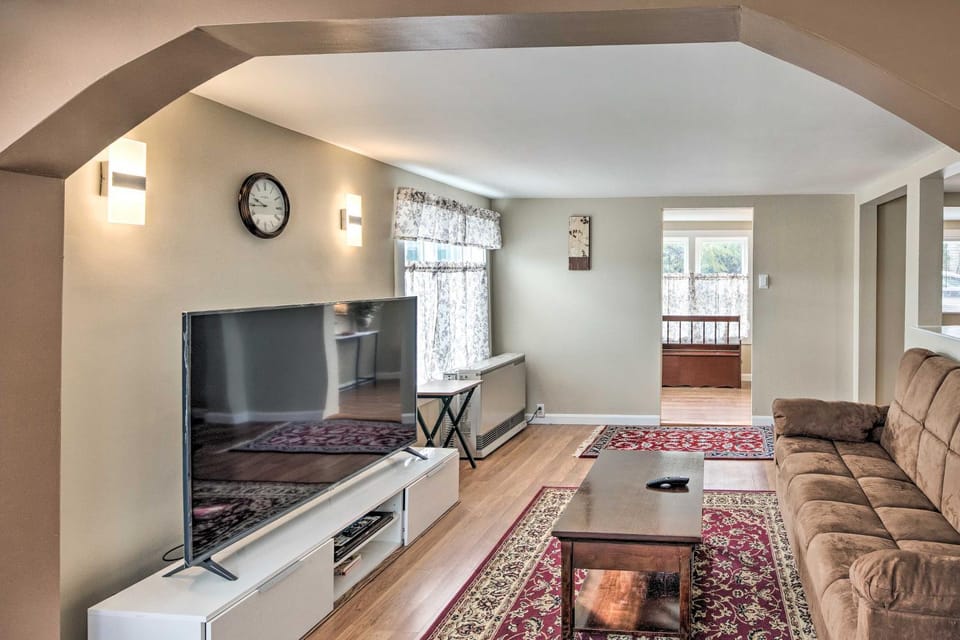 Historic Meredith Home: Walk to Town Center! House in Meredith