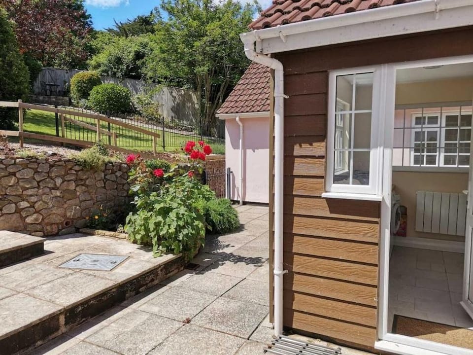 Patio, Garden