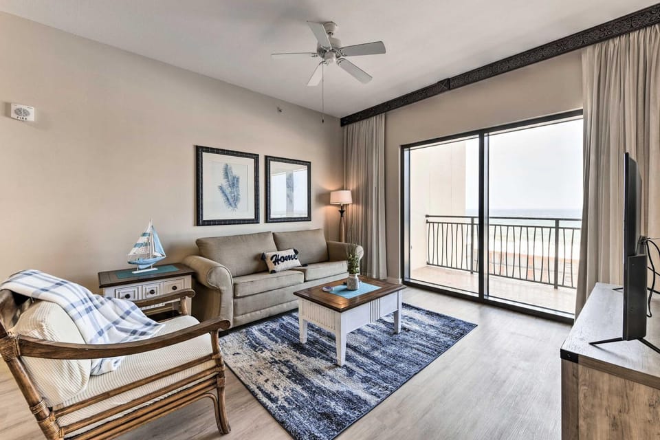 Scenic PCB Condo w/ Stunning Sunsets & Beach View! House in Panama City Beach