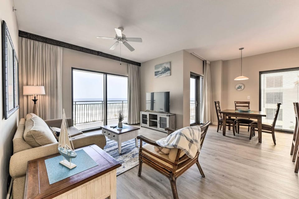 Scenic PCB Condo w/ Stunning Sunsets & Beach View! House in Panama City Beach