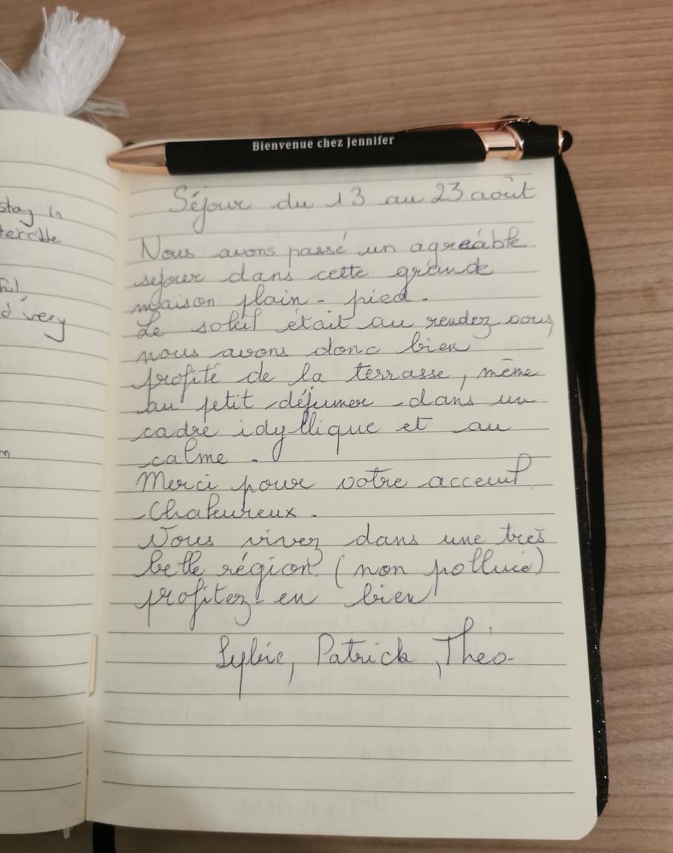 Villa, Gérardmer, Sauna, Spa Jacuzzi, Baby foot, Terrasse, 8 personnes, 4 chambres, 2 salles de bain Villa in Gérardmer