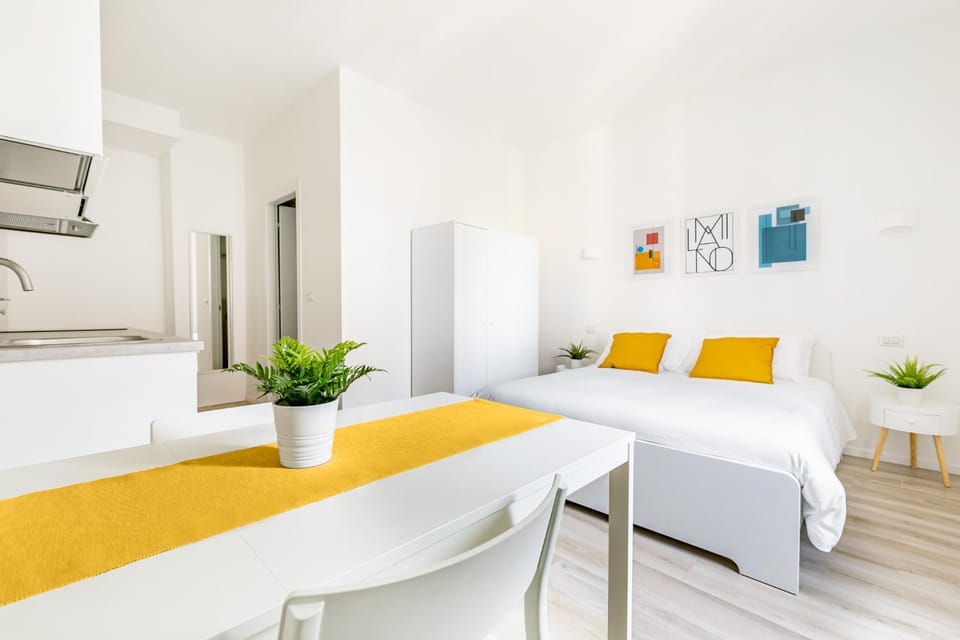 Bed, Living room, Dining area