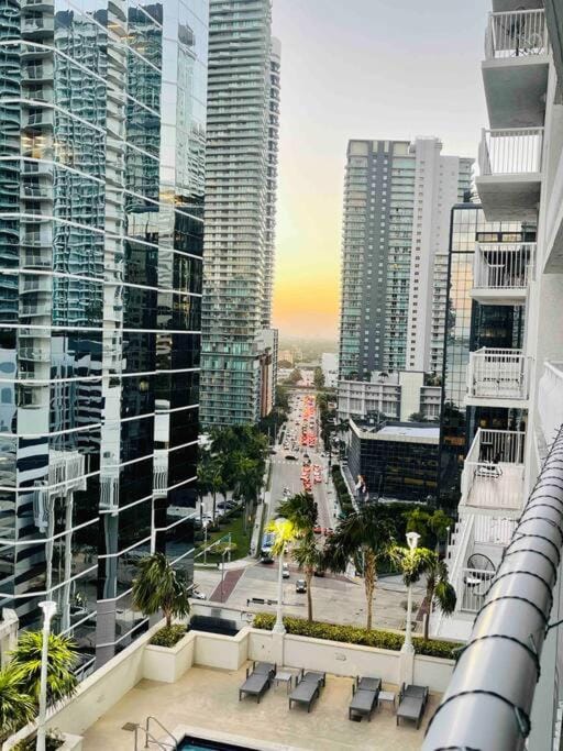 Rooftop Pool with Water View Apartment in Brickell