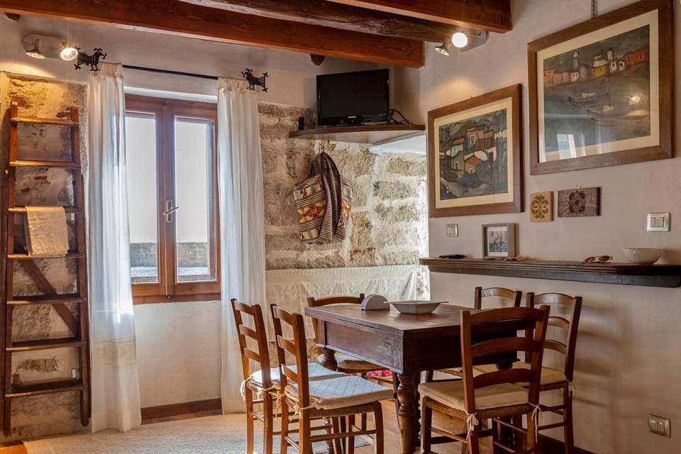 Summer, TV and multimedia, View (from property/room), Kitchen or kitchenette, Living room, Seating area, Dining area, City view, Landmark view, Sea view, Street view, Family, Quiet street view, internet, internet, kitchen