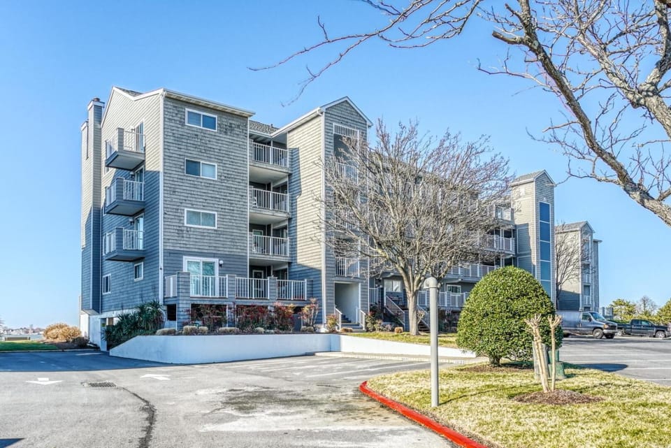 Harbour Island 204M Apartment in Ocean City