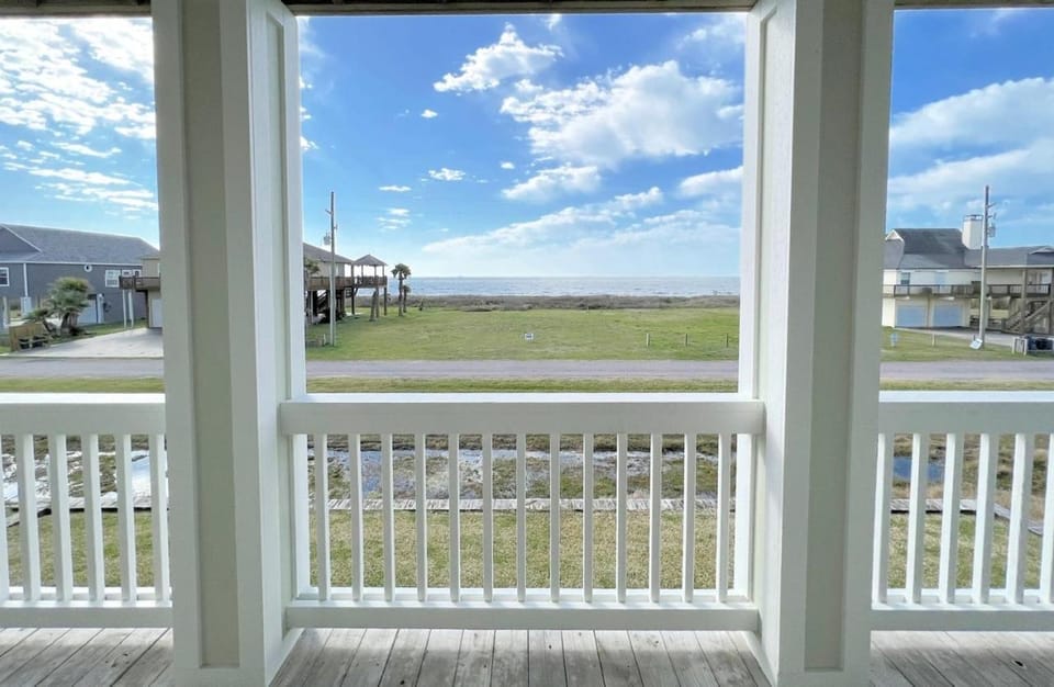 The Green Seahorse home House in Bolivar Peninsula