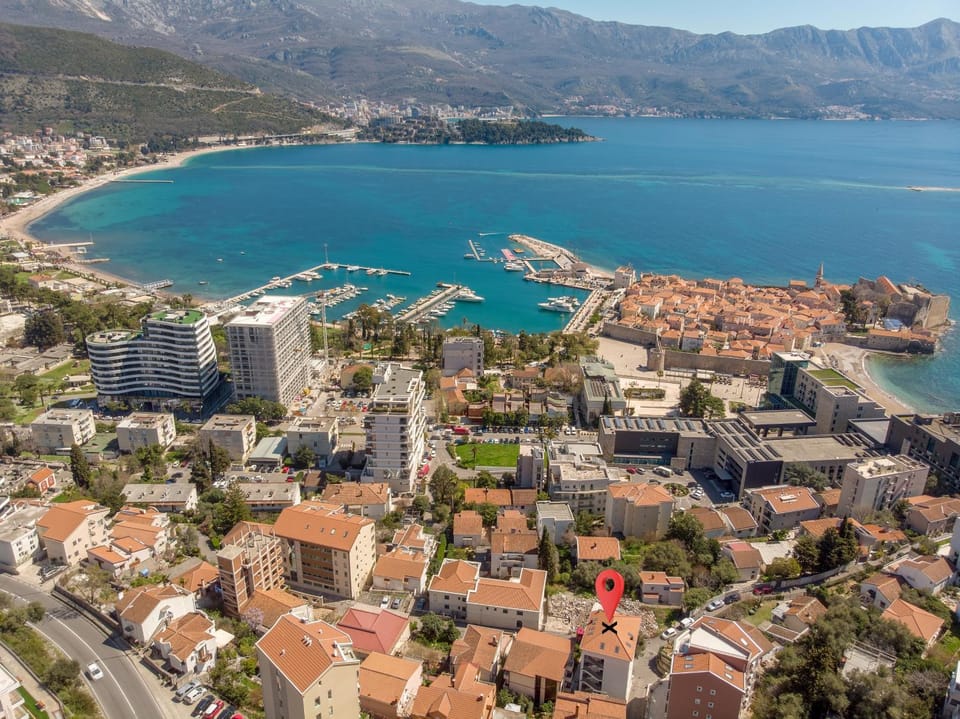 Bird's eye view, Sea view