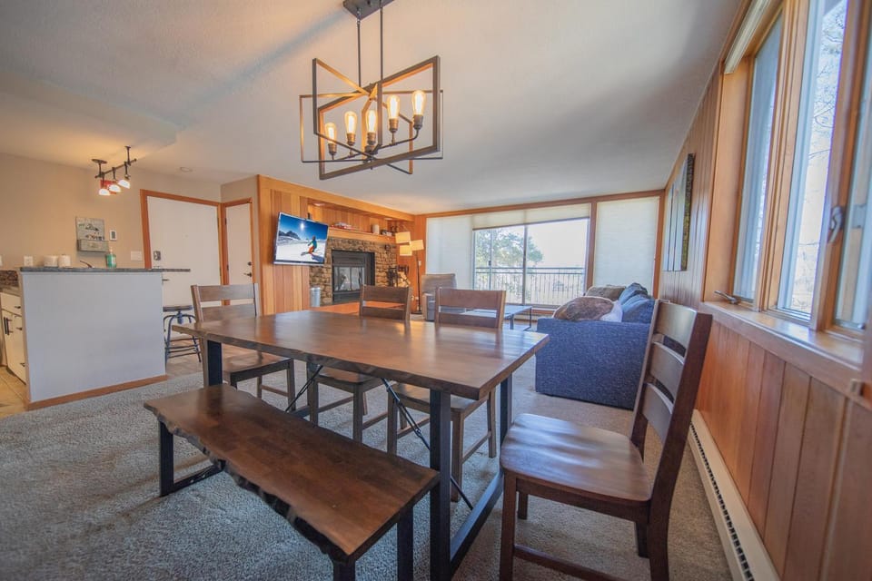 Pines 2161 by SummitCove Lodging in Colorado House in Keystone