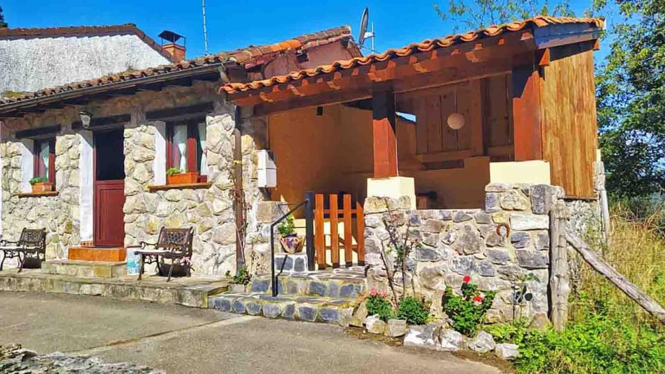 Property building, Balcony/Terrace