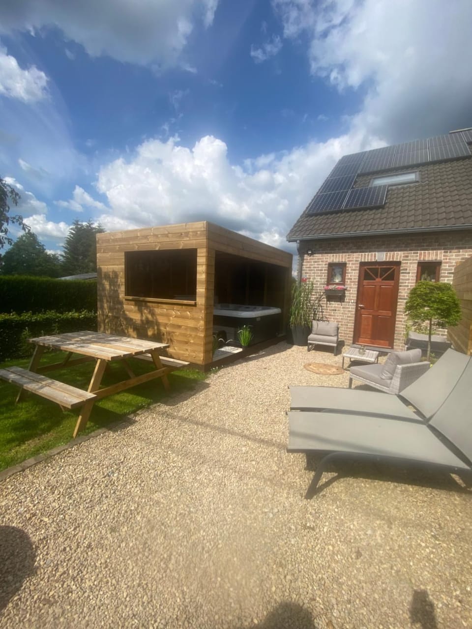 Patio, Garden, sunbed
