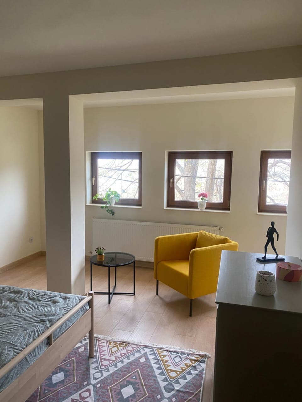 Seating area, Bedroom