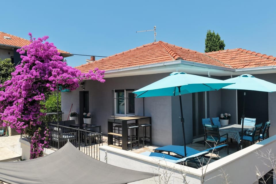 Villa Nevenka Apartment in Okrug Gornji