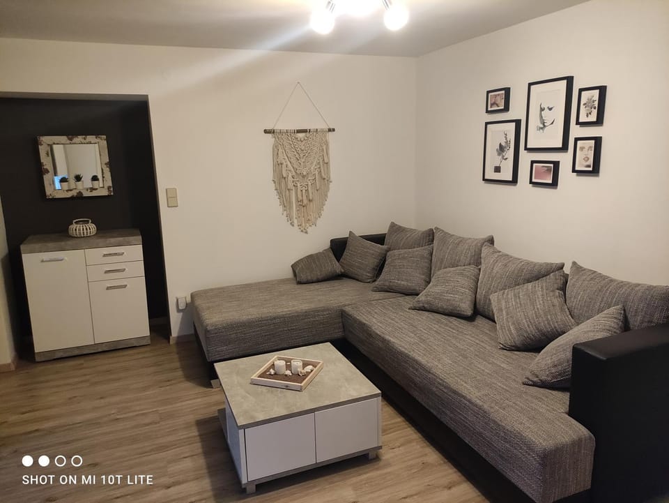 Living room, Lounge or bar, Seating area