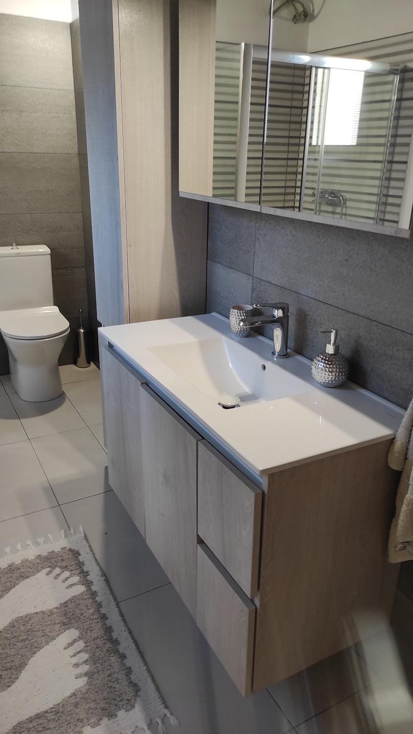 Toilet, Bathroom