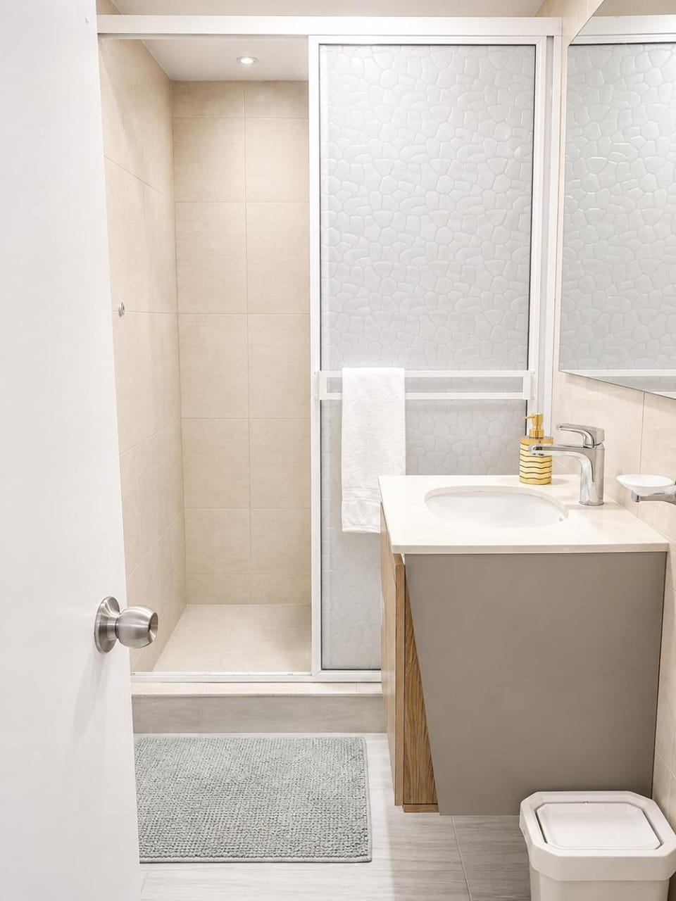 Getaway at Fragata Style with Ocean View Apartment in Cartagena