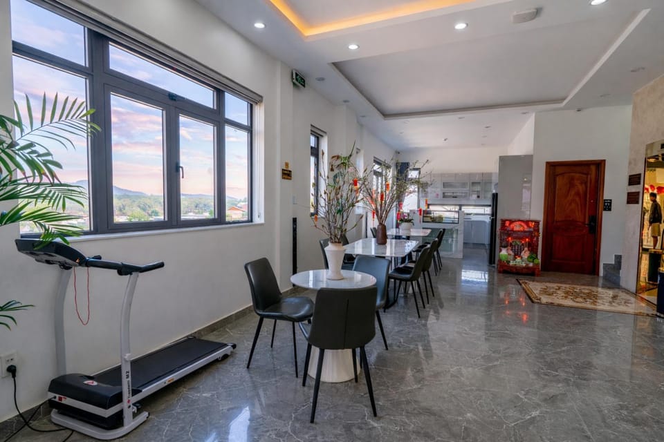 Kitchen or kitchenette, Kitchen or kitchenette, Seating area