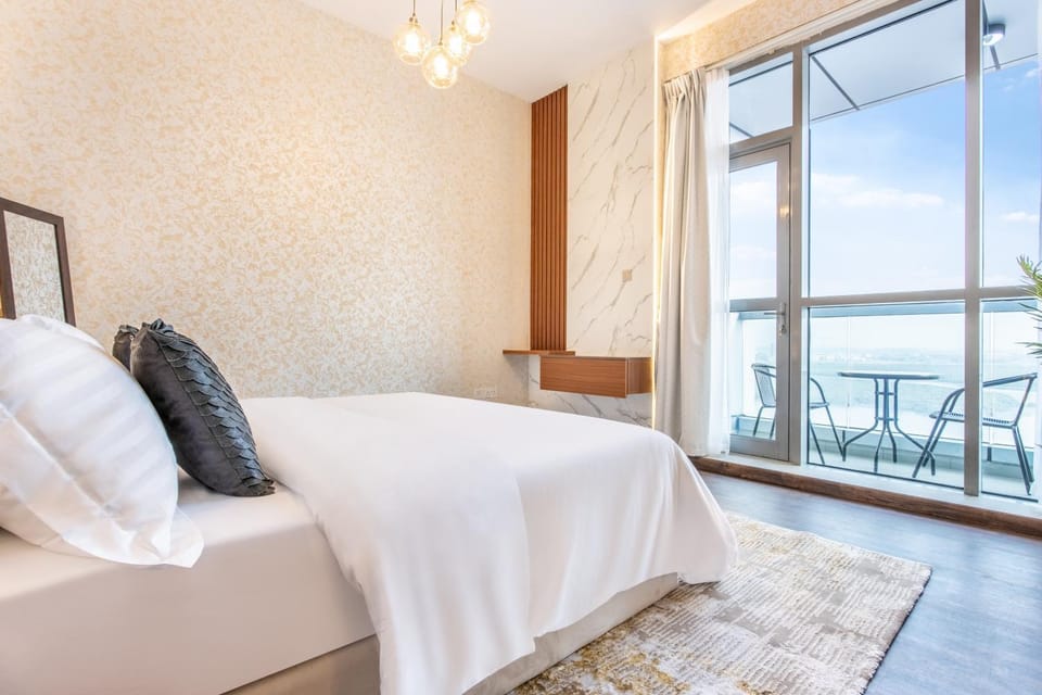 Bed, Sea view