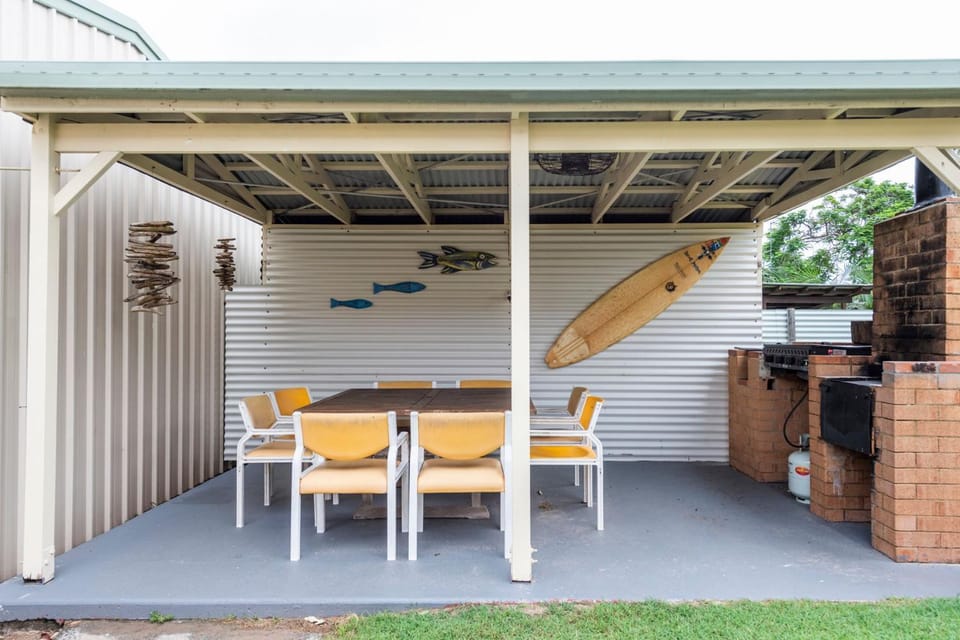 Compton House House in Iluka