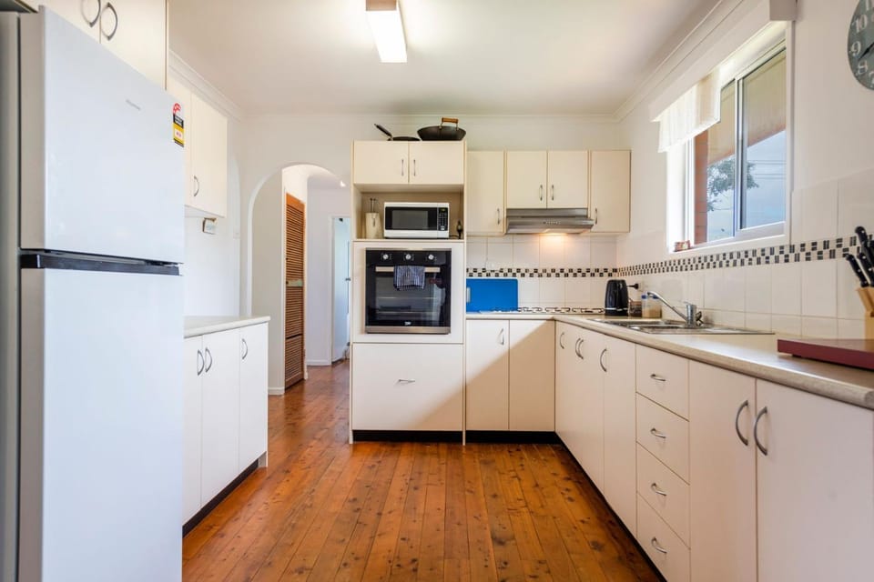 Compton House House in Iluka