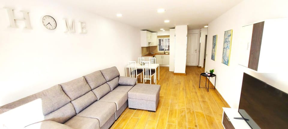 LOS GIGANTES NEW APARTMENT, 2 BEDROOMS House in Acantilados de Los Gigantes