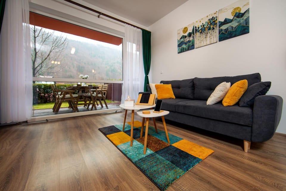 Living room, Seating area, Mountain view