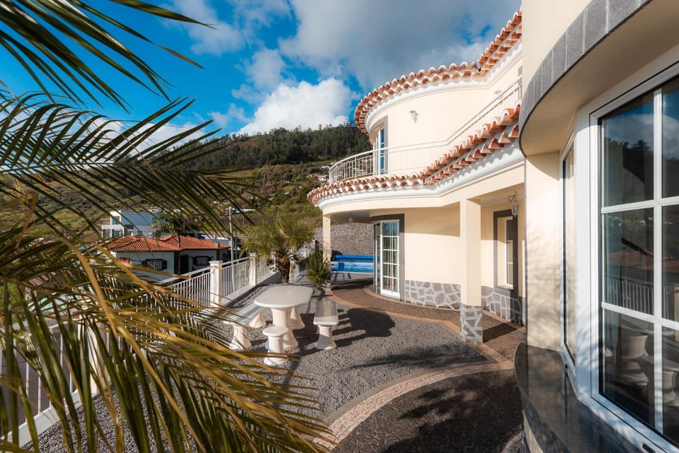 Sunnyside Villa Villa in Madeira District