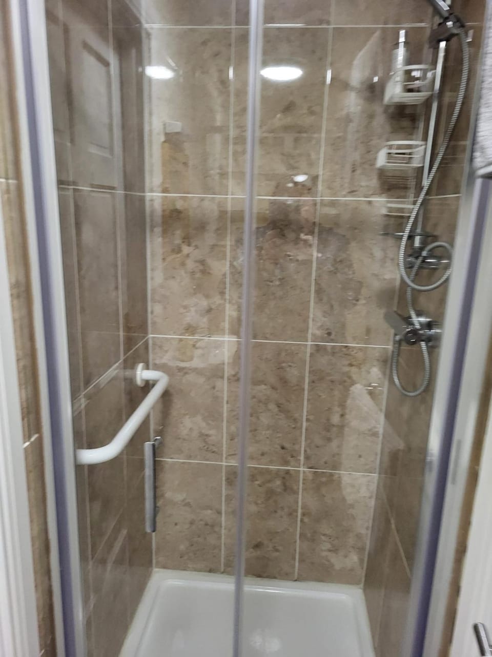 1 Bed retreat-Sleeps 2-Secure parking-Garden Apartment in County Clare