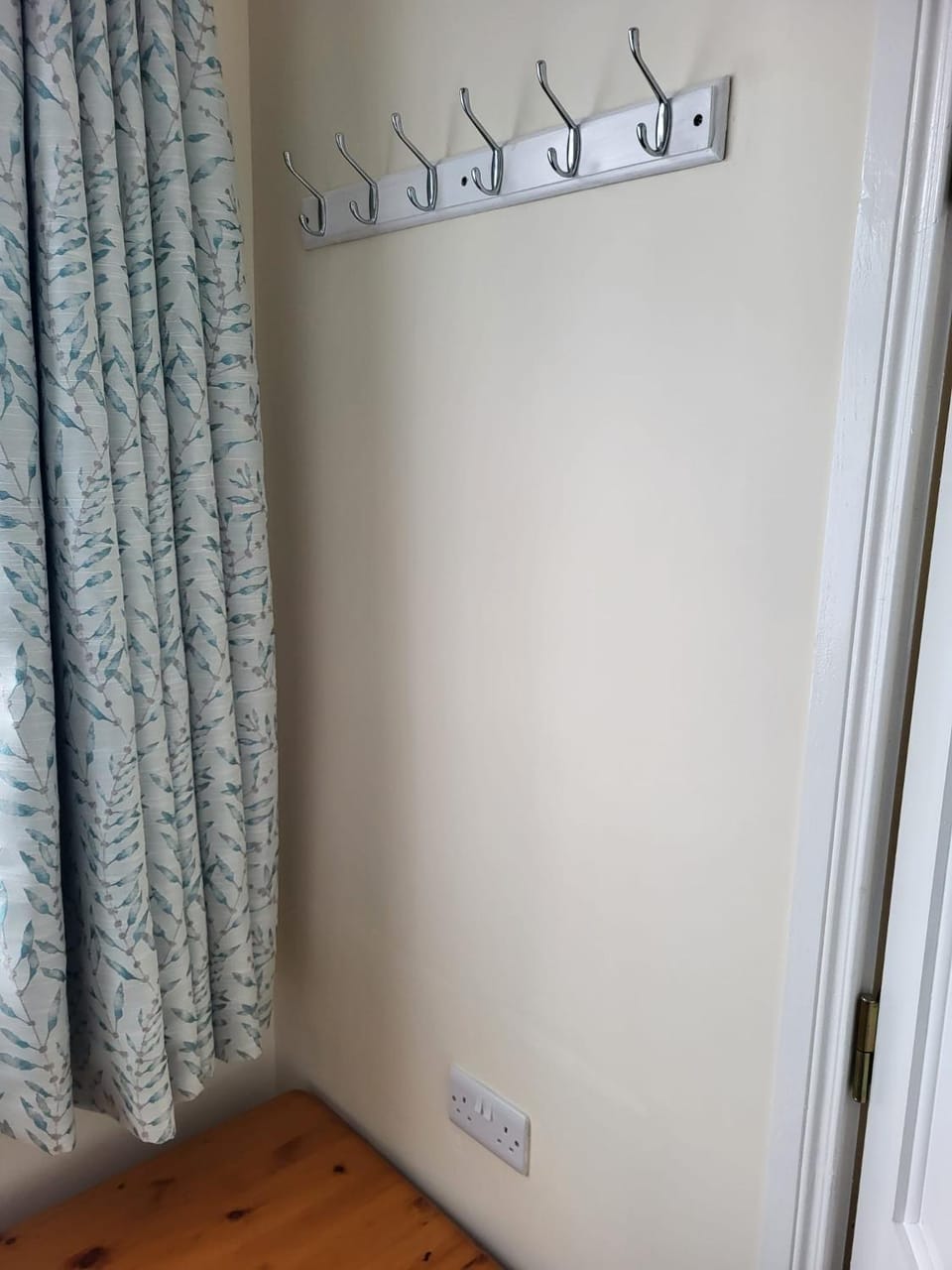 1 Bed retreat-Sleeps 2-Secure parking-Garden Apartment in County Clare