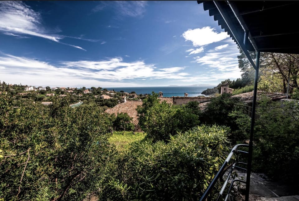Natural landscape, Balcony/Terrace, Sea view