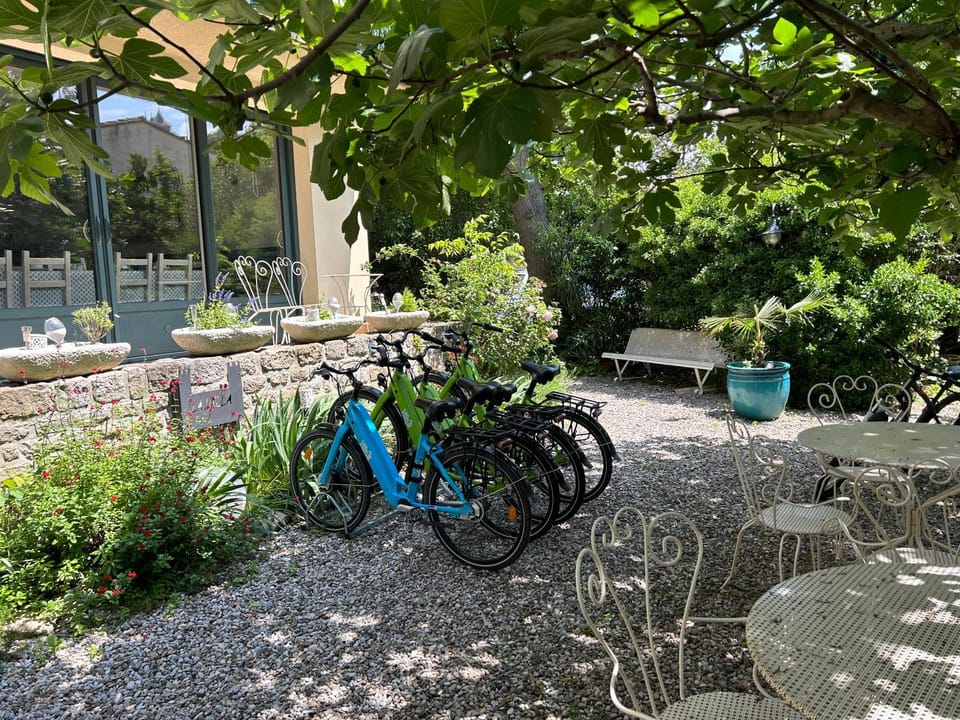 Garden, Cycling