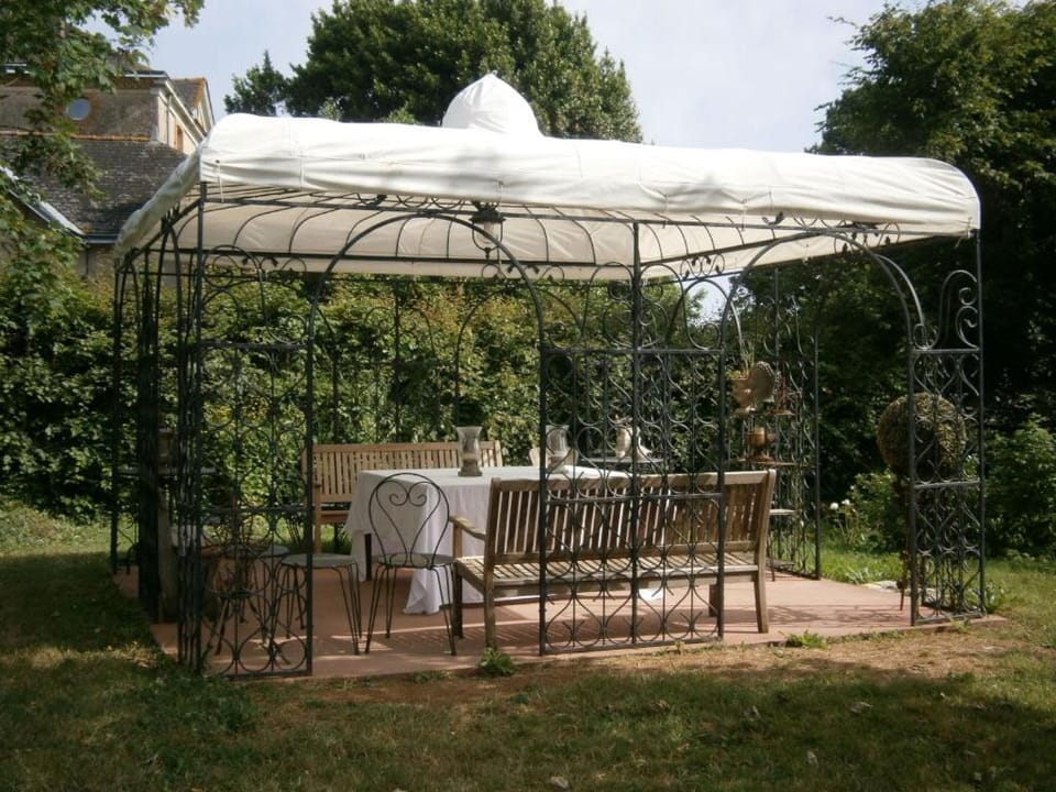 Les Gîtes du Chateau de la Morinière House in Pays de la Loire