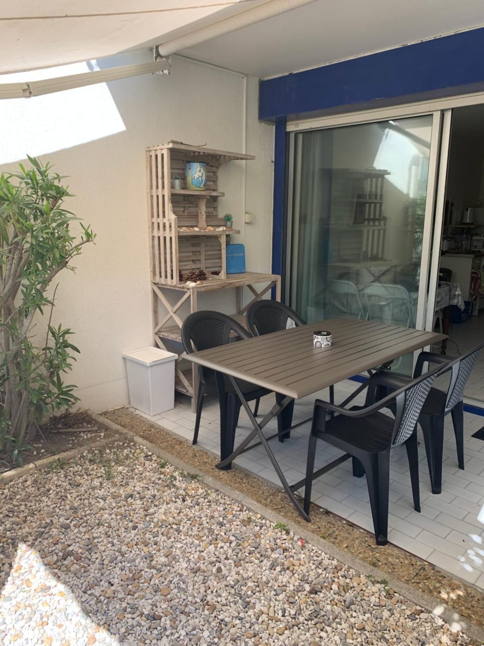 Patio, Day