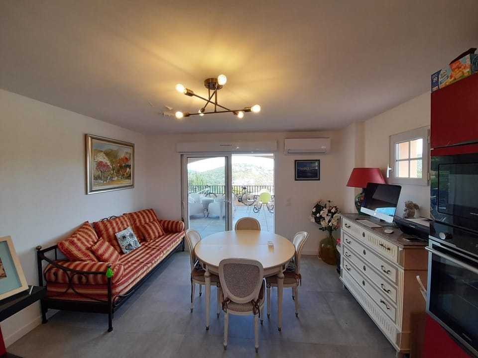 Les Issambres, appartement pour quatre personnes Apartment in Sainte-Maxime