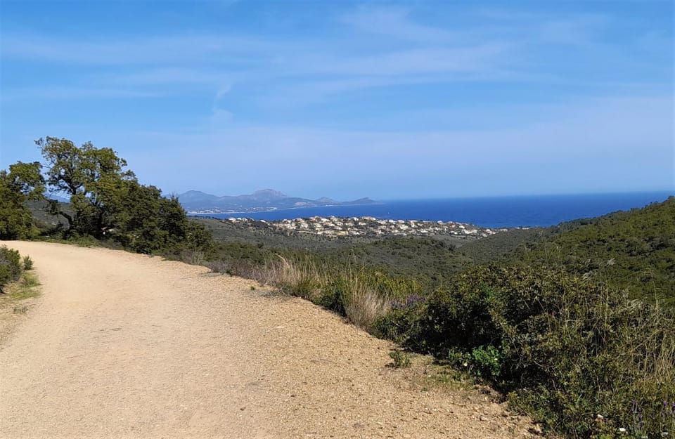 Natural landscape, Hiking