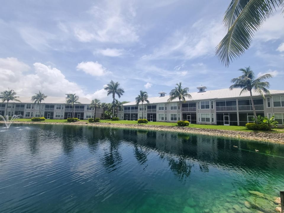 Property building, Lake view
