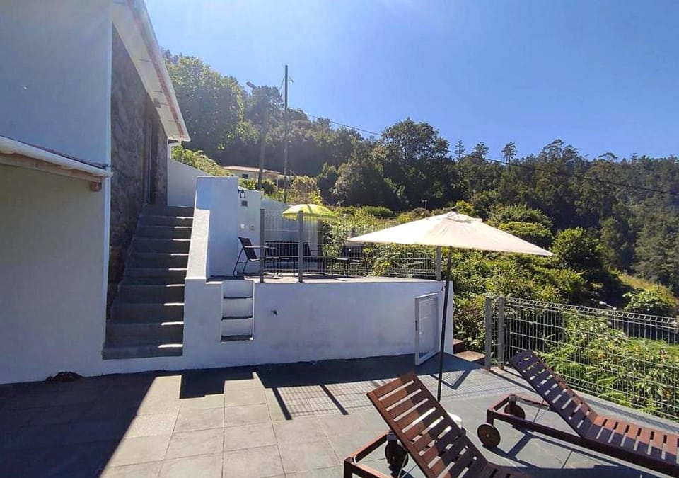 Day, Natural landscape, Balcony/Terrace, sunbed