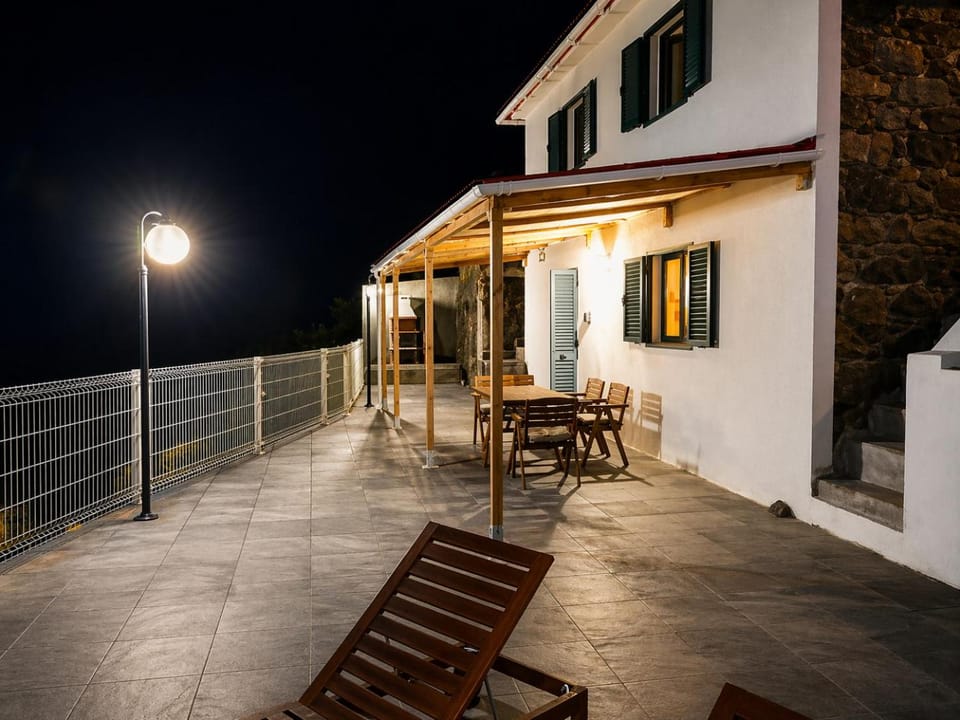 Property building, Night, Balcony/Terrace