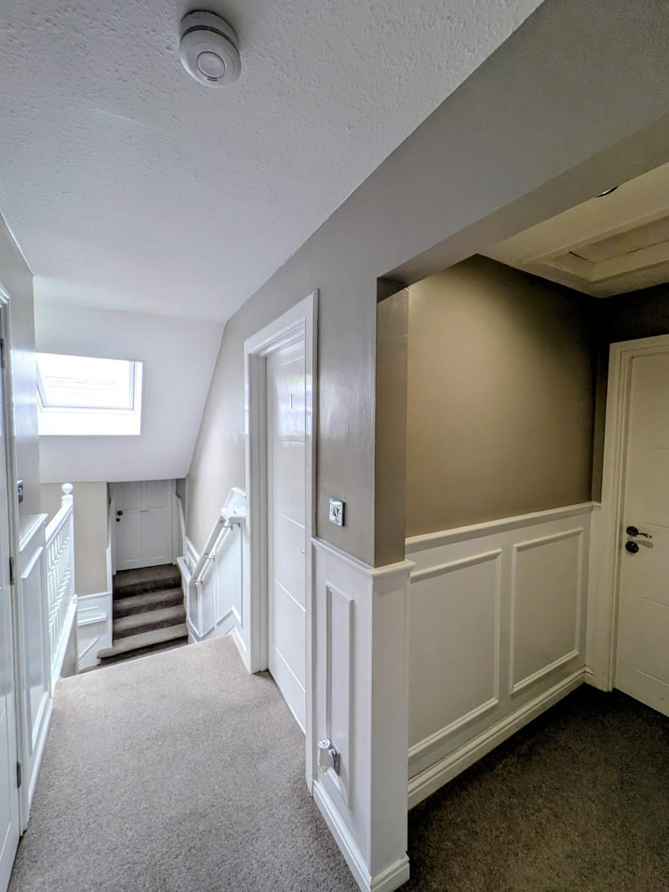 4 Private bedroom house with 3 parking spaces free Apartment in Perth