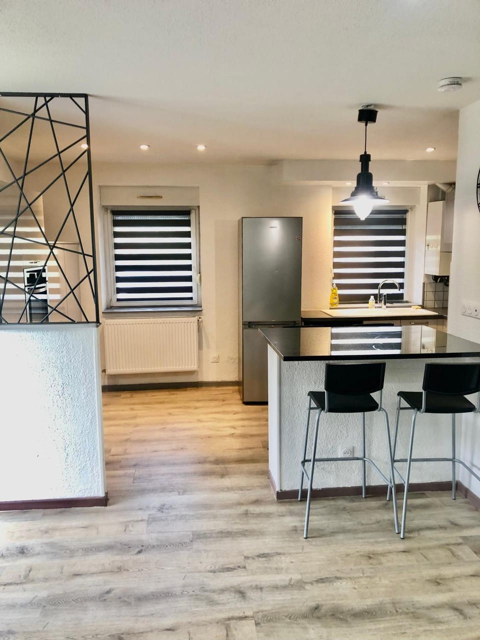 Appartement avec terrasse 6 personnes PAS DE FETE Apartment in Switzerland