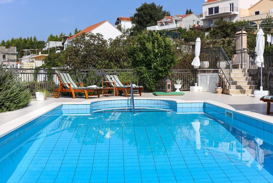 Pool view, Swimming pool